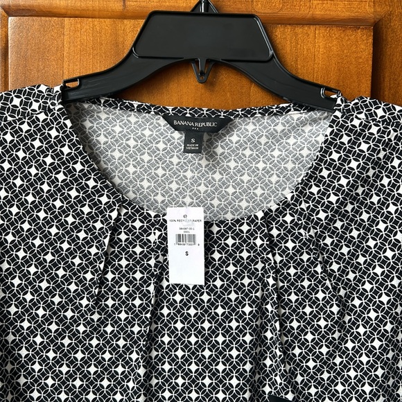 Banana Republic Factory Blouse - Picture 3 of 7
